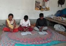 সাতুড়ি: সাহায্যের আর্জি জানায় দুই ভাইবোন, খবর আনন্দ অপেক্ষায় রইল কারা তাদের পাশে দাঁড়ান।