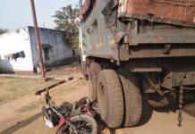 পথ দুর্ঘটনায় গুরুতর আহত বাইক চালক ও আরোহী