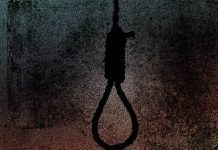 যুবকের ঝুলন্ত দেহ উদ্ধার