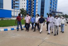 হাতুয়াড়া কোভিড হাসপাতালের পরিদর্শন করলেন সৌমেন বেলথোরীয়া।