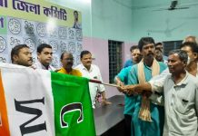 CPI(M) ছেড়ে তৃণমূল কংগ্রেসে যোগদান।