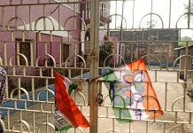 BJP পরিচালিত পঞ্চায়েতে টেন্ডার দুর্নীতির অভিযোগ, ঝুলল তালা।