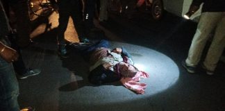 ডাম্পারের সাথে মোটরসাইকেলের সংঘর্ষে গুরুতর আহত মোটরসাইকেল চালক।