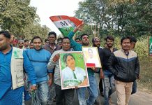 কলকাতা পুরভোটে তৃণমূল কংগ্রেসের বিপুল আসনে জয়লাভের পর উল্লাসে মাতলো তৃণমূলের নেতা ও কর্মীরা।